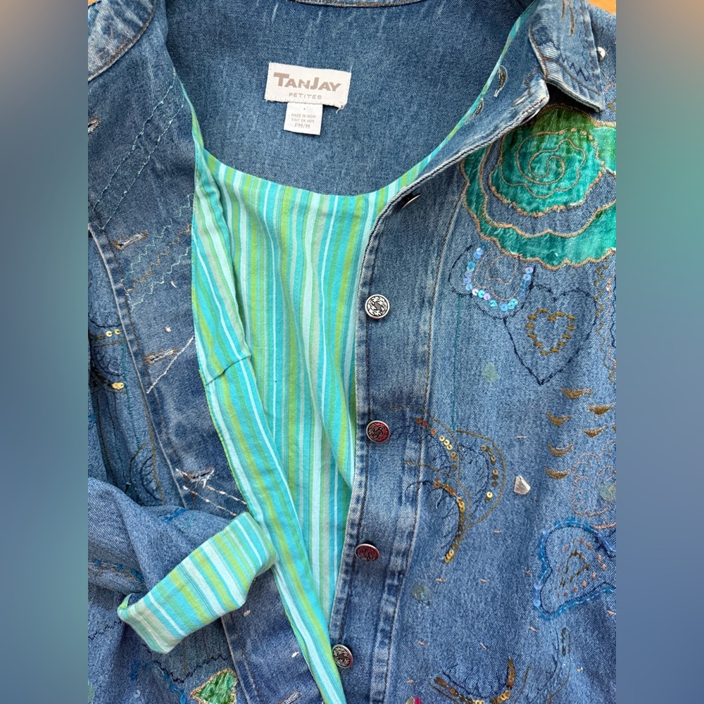 Vintage TanJay Petites Embellished Denim Jacket – Artsy Floral – 90s Boho - Picture 3 of 4